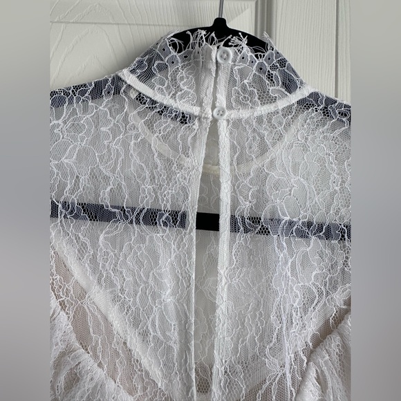 Alice + Olivia Beth Lace Ruffle High Neck top - Picture 5 of 8